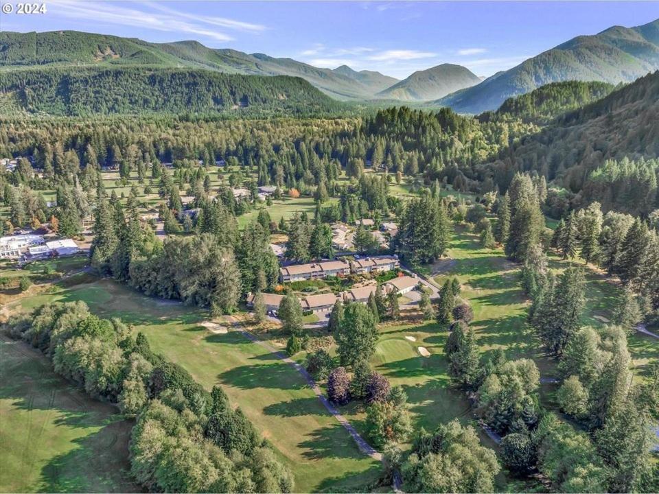 Whispering Woods Resort Welches エクステリア 写真