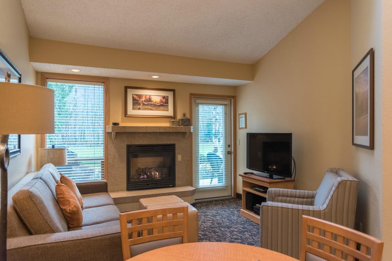 Whispering Woods Resort Welches エクステリア 写真