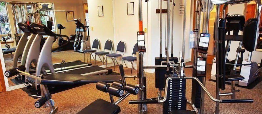 Whispering Woods Resort Welches エクステリア 写真